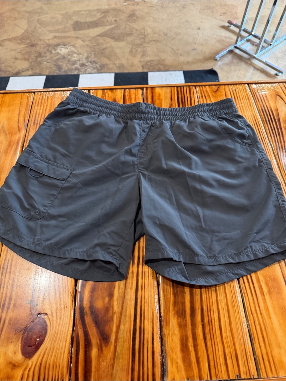 Columbia Men's Gray Athletic Elastic-Waist Shorts